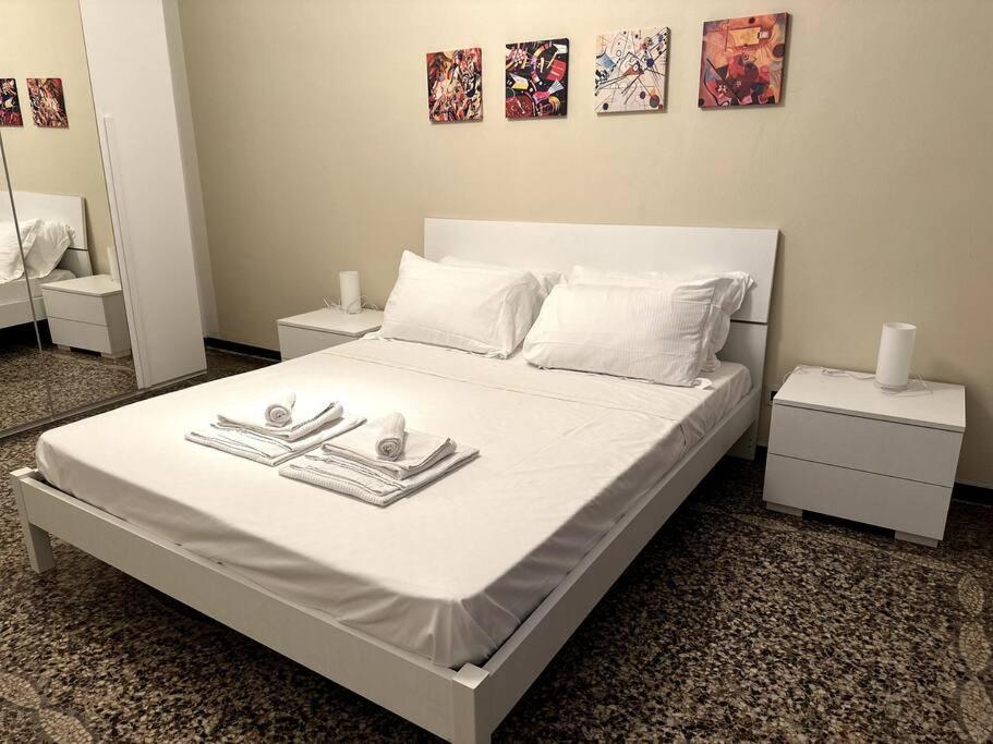 Apartmán Ridi Che Ti Passa In Vico Del Fieno Janov Exteriér fotografie